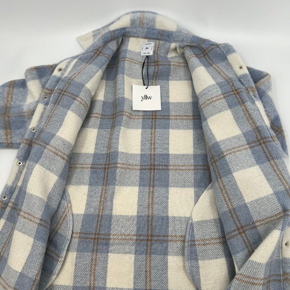 Yllw Blue and Cream Plaid Fuzzy Shacket | Perfect for Any Occasion - Picture 4 of 8